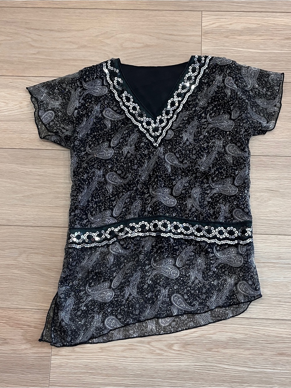 Y2K Black White Paisley Beaded Asymmetrical V Neck Blouse Boho